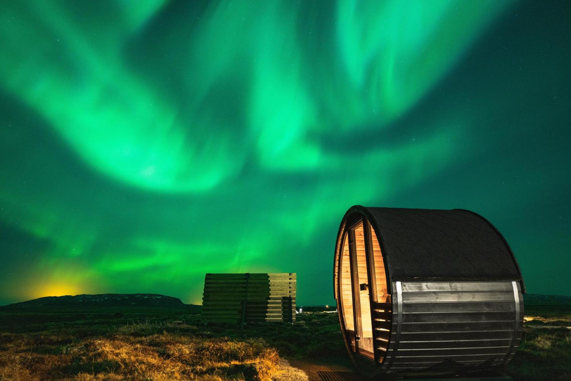 Tiny Glass Lodge Experience The Nature Селфос Екстериор снимка